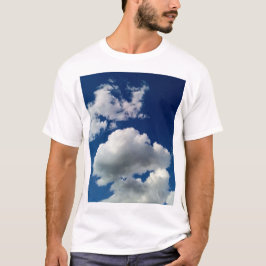 大きな柔らかい雲 Tシャツ