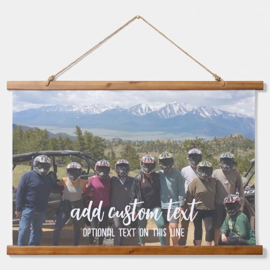 大きな水平1枚の写真 – 下にファミリ文字 吊り下げ型タペストリー (正面)