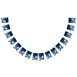 大きな湾曲した雲 バンティングフラッグ