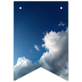 大きな湾曲した雲 バンティングフラッグ (第1の旗)