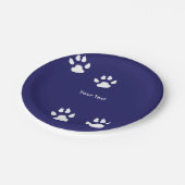 大きな犬の前足が青にプリント ペーパープレート (アングル)