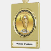 大きな目をした漫画のキャラクターポテト3 ゴールドプレートバナーオーナメント (左)