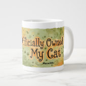 大きな目をした面白い黒猫の誕生日マグカップ ジャンボコーヒーマグカップ (正面右)