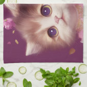 大きな目を持つ漫画のふわふわベビーの子猫 キッチンタオル (折り畳み)