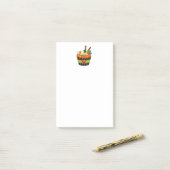 大きな眼球でかわいい&不気味なハロウィーンカップケーキ ポストイット (デスク上)