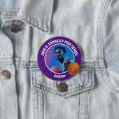 大きな紫色の高校バスケットボール選手の写真 缶バッジ (インサイチュ)