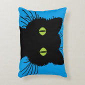 大きな緑の目を持つ好奇心に満ちた黒猫 アクセントクッション (正面(垂直))