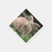 大きな耳を持つ可愛いジンジャーバニー スタンダードカクテルナプキン (角)