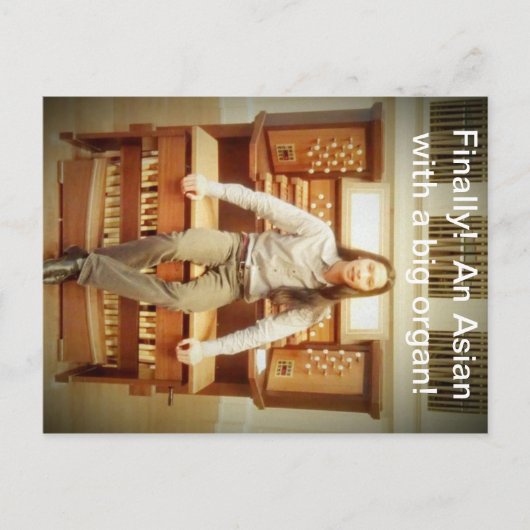 大きな臓器を持つアジア人 ポストカード (正面)