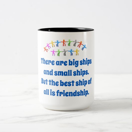 大きな船と小さな船がある – Friendship Q ツートーンマグカップ (中央)