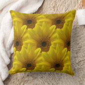 大きな花たくさんの大きな黄色いデイジー クッション (ブランケット)