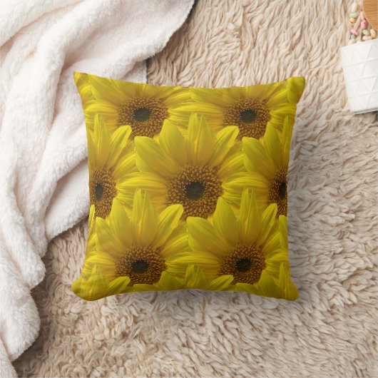 大きな花たくさんの大きな黄色いデイジー クッション (ブランケット)