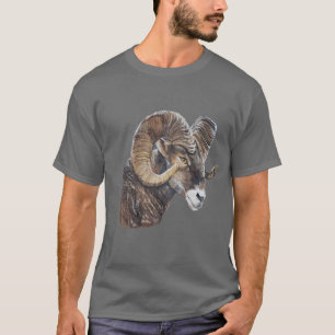 大きな茶色のリアルなビッグホーン羊のオリジナルアート Tシャツ