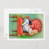 大きな赤いベルベットの椅子に座ったアリスとネコのダイナ ポストカード (正面/裏面)