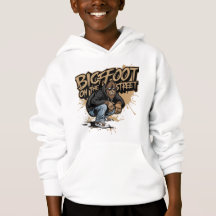 大きな足が通りの子供