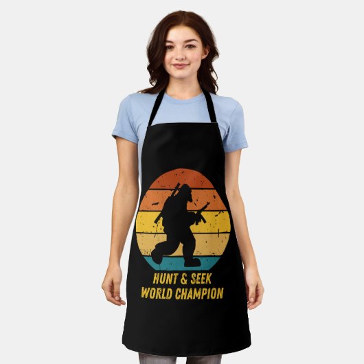 大きな足はもう隠れて探し求めたくない今H エプロン (着用した状態)