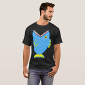 大きな青い歯のある魚 Tシャツ (正面フル)