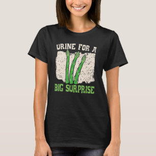大きな驚きのアスパラガス野菜の野菜のための尿 Tシャツ