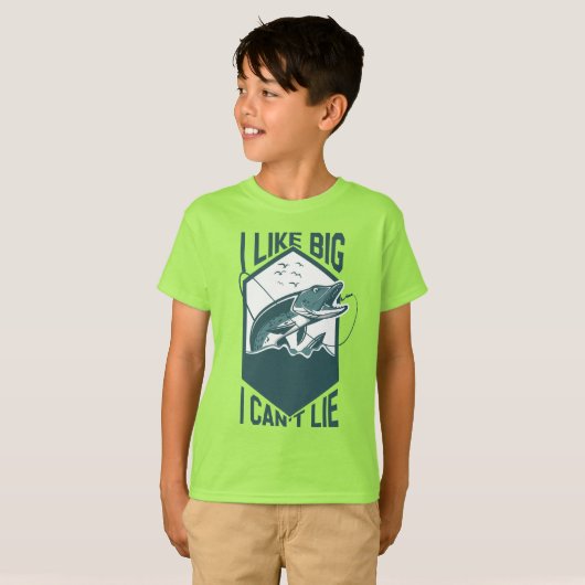 大きな魚が好きで嘘もつけない パイクフィッシング Tシャツ (正面フル)