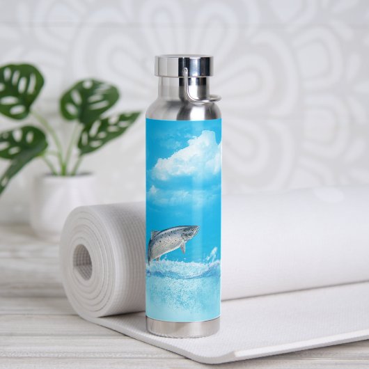 大きな魚が水から出る ウォーターボトル (ヨガ)
