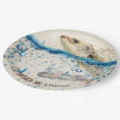 大きな魚が水から飛び出す ペーパープレート (アングル)