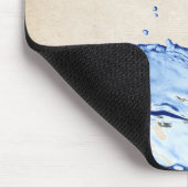 大きな魚が水から飛び出す マウスパッド (コーナー)