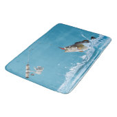 大きな魚を持つ魚釣りポール バスマット (アングル)