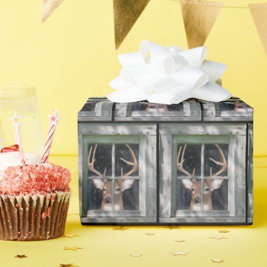 大きな鹿が窓に現れる ラッピングペーパー (誕生日パーティー)