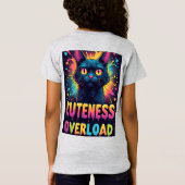 大きな黄色い目をしたかわいい黒猫 Tシャツ (裏面)