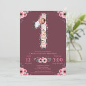 大きな1歳の誕生日ガール フォト コラージュ ピンクの花 招待状 (スタンド正面)