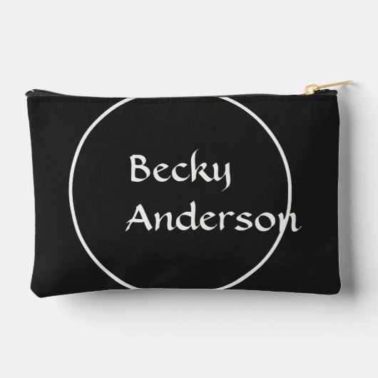 大き過ぎたイニシャル（白と黒） アクセサリーポーチ (裏面)