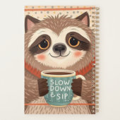 大げさな眠そうな目をした可愛らしい漫画のナマケモノ プランナー手帳 (裏面)