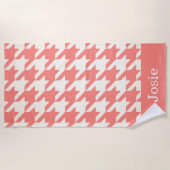 大パター千鳥格子のンキャンディピンク ビーチタオル (正面)