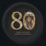 大人金ゴールドグリッター80番目の誕生日写真 ペーパープレート<br><div class="desc">80誕生日金ゴールドグリッター写真パーティーテンプレート。デジタルダウンロード印刷可能。カスタム、カスタマイズ、編集可能なダウンロード</div>