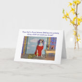 大人、女性として服を着る犬のためのおもしろいのバースデー・カード カード (黄色い花)