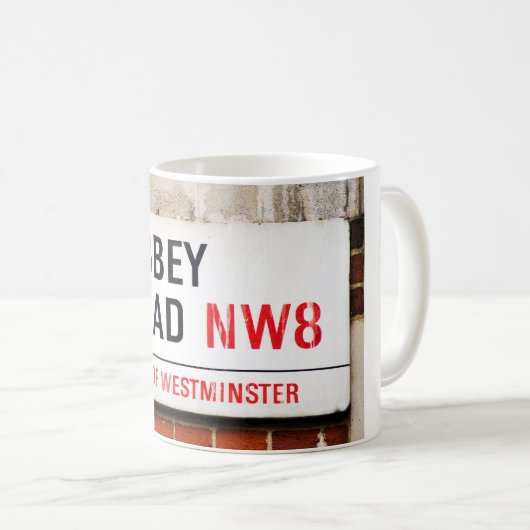 大修道院の道のスタジオのロンドンのマグ コーヒーマグカップ (正面右)