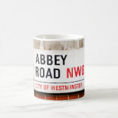 大修道院の道のスタジオのロンドンのマグ コーヒーマグカップ (中央)