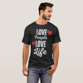 大切な人や友達へのギフトに最適なラブデザインTシャツ Tシャツ (正面フル)