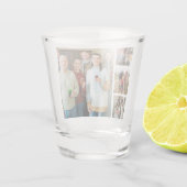大切な思い出:カスタマイズ可能な4枚の写真コラージュ ショットグラス (裏面)