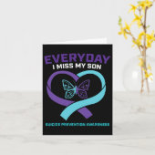 大切な息子の自殺予防を偲ぶ蝶 カード (黄色い花)