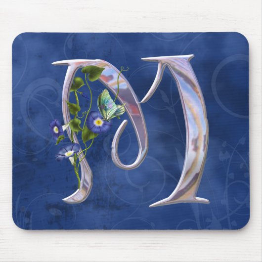 大切な蝶イニシャルM マウスパッド (正面)