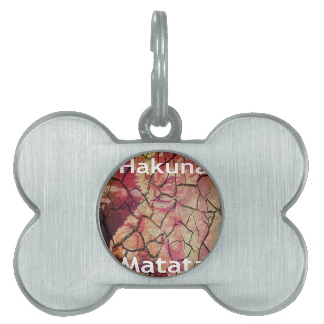 大地の優雅な獅子：ハクナマタタ テクスチャードデザイン ペットネームタグ (正面)