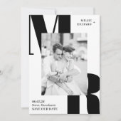 大型イニシャルモダン白黒タイポグラフィ写真 セーブザデート (正面)