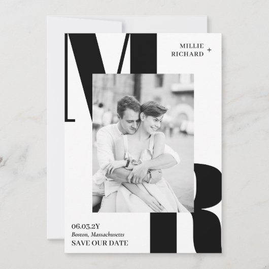 大型イニシャルモダン白黒タイポグラフィ写真 セーブザデート (正面)