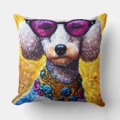 大型メガネをかけているプードル犬 クッション (正面)