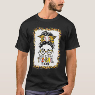 大声誇りを持った&ボール母の人生Messy Bun漂白レップ Tシャツ