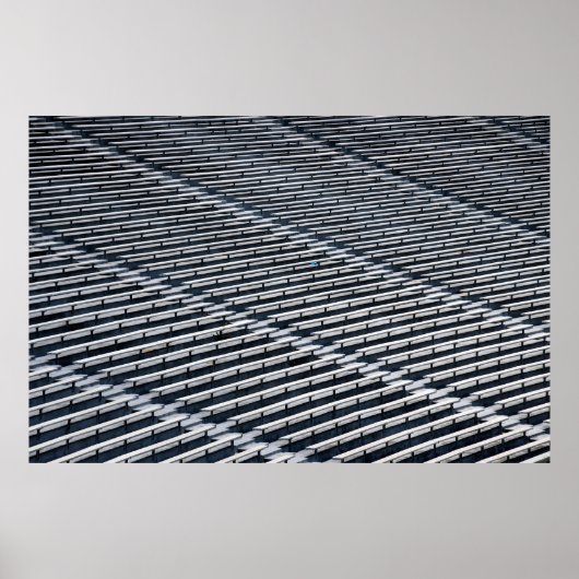 大学のサッカースタジアムの空き席 ポスター (正面)