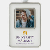 大学アットアルバニーアイコニックロゴ シルバープレートフレームオーナメント (正面)