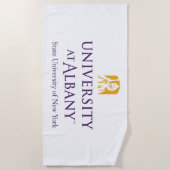 大学アットアルバニーアイコニックロゴ ビーチタオル (正面)