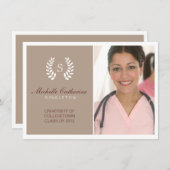 大学ブラウン及び白い卒業の発表 案内状 (正面/裏面)